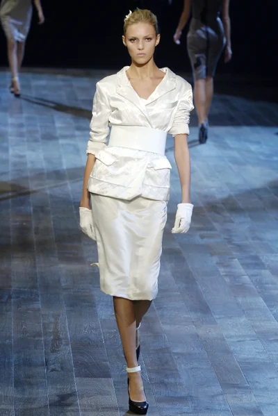 Look 14